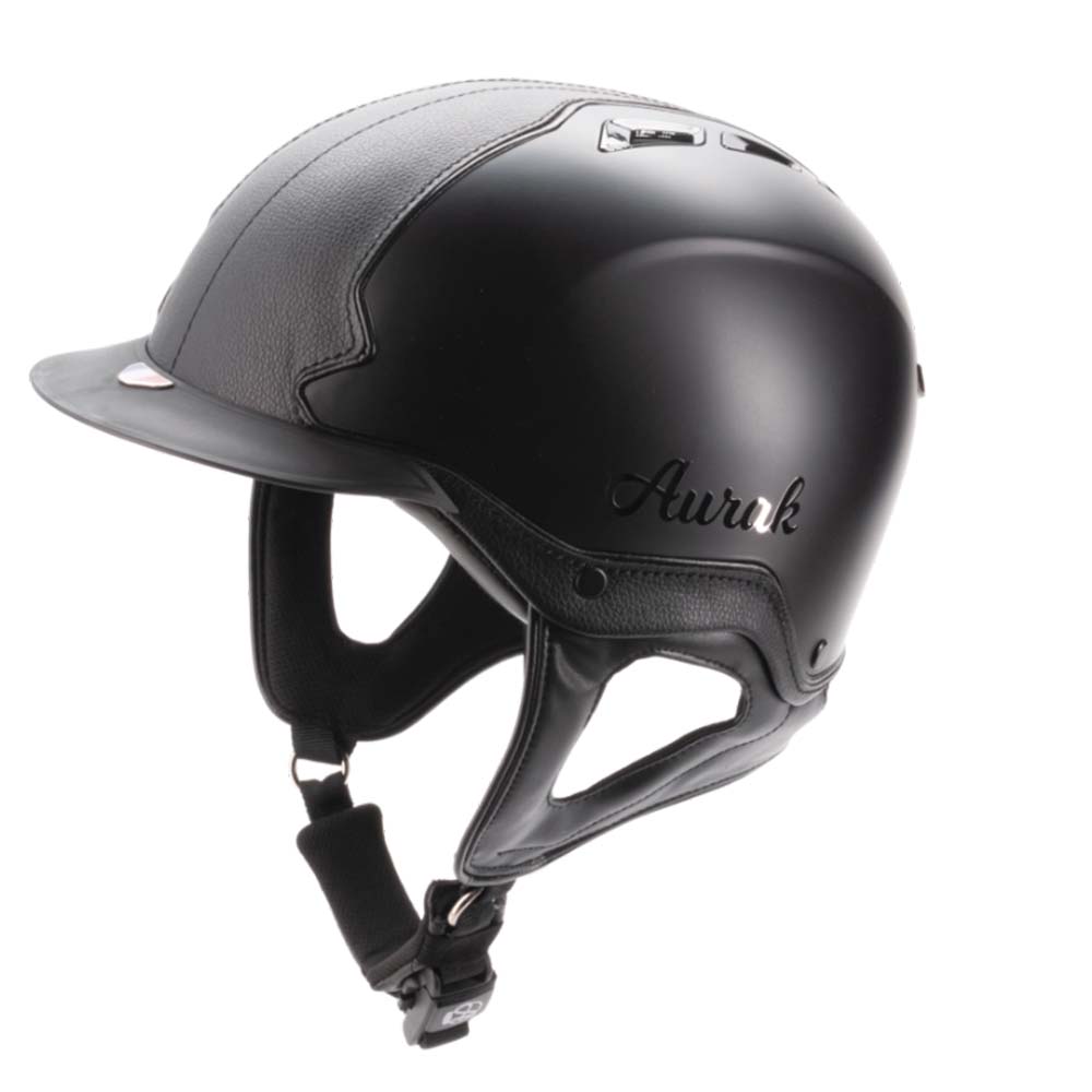 Les Bombes AURAK enveloppent votre tête pour vous assurer une protection maximale tout en maintenant la liberté de vos mouvements de tête.