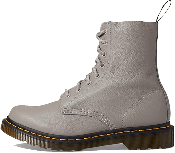 Chaussures Doc Martens 1460 Pascal en cuir pleine fleur souple, offrant un confort optimal et un look intemporel.
