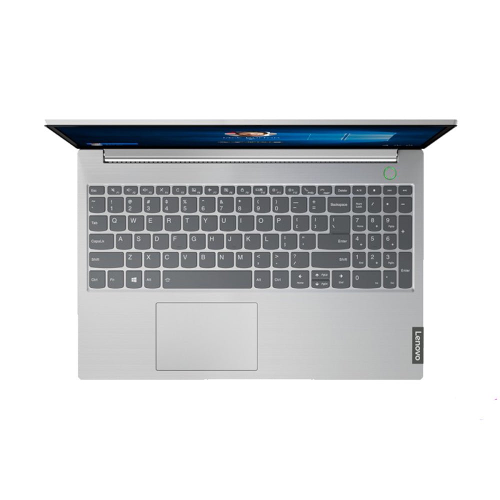 Clavier large et souple pour une frappe rapide et douce.
