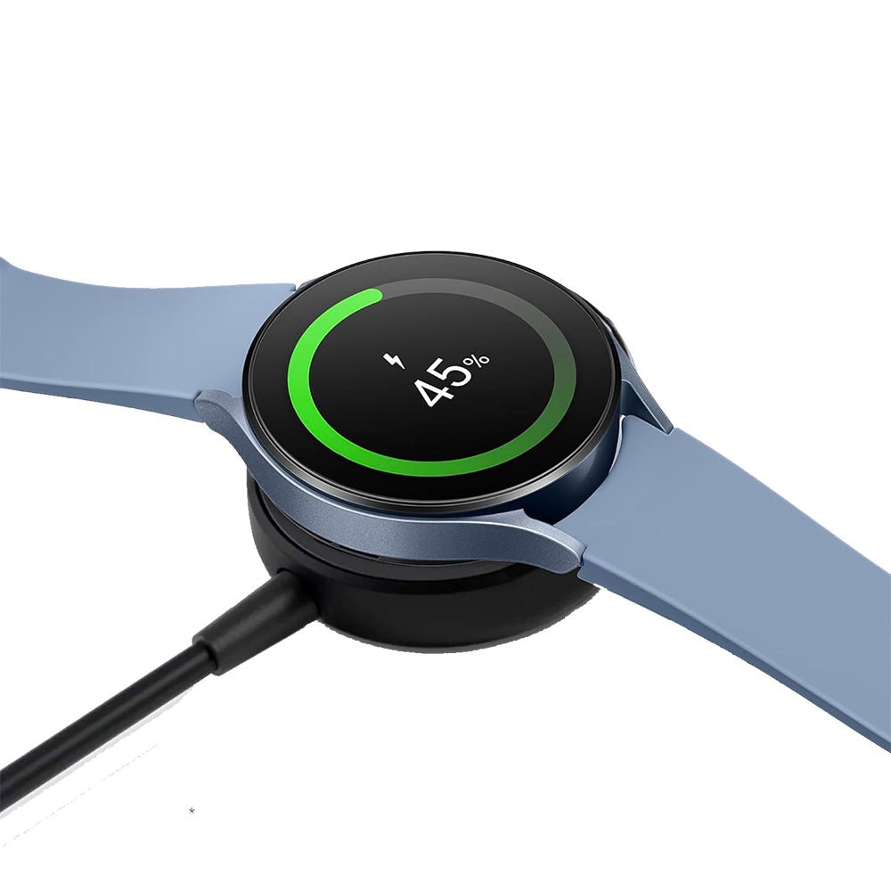 Cette montre connectée SAMSUNG se recharge rapidement par induction grace à son capteur aimanté