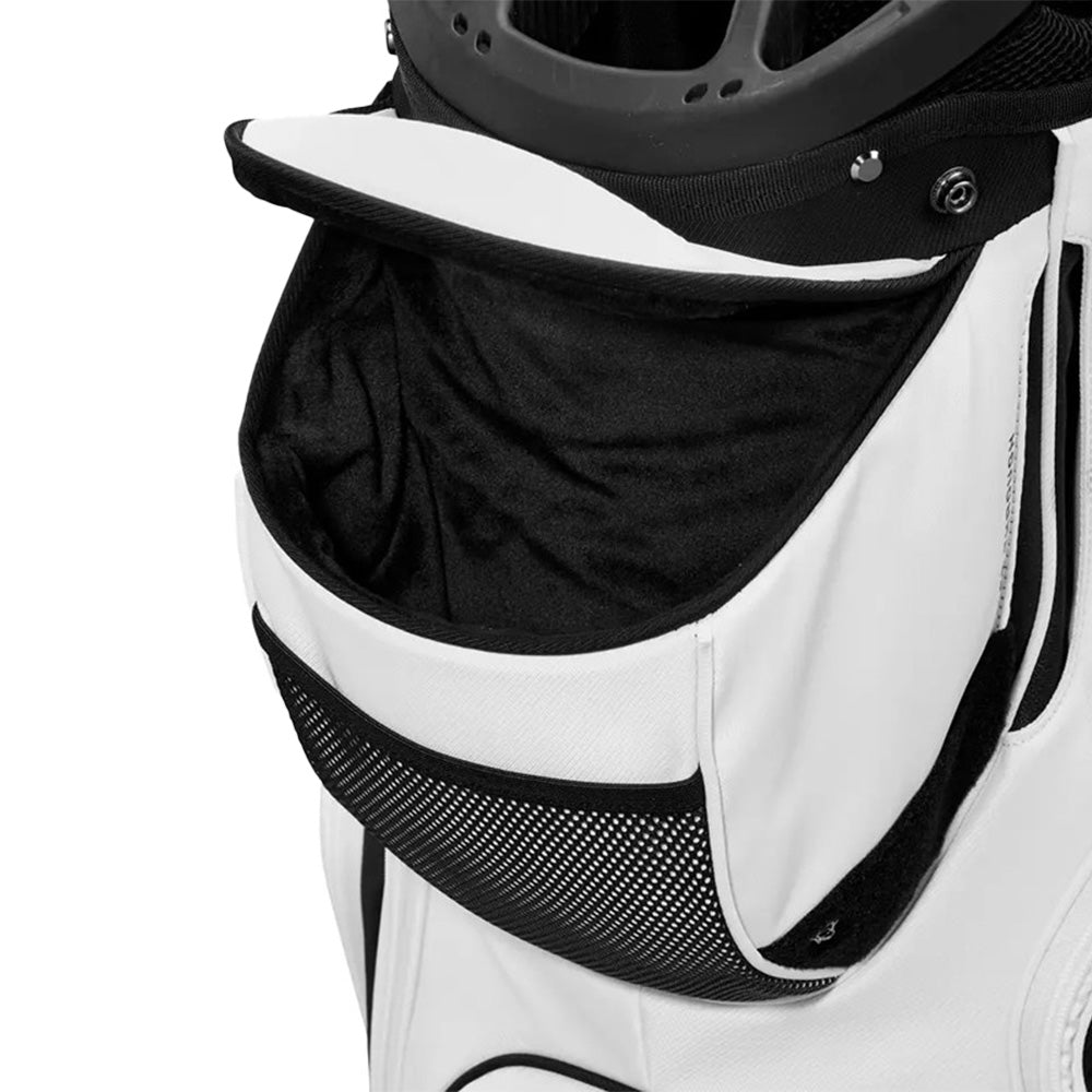 Sac de golf multipoche, très pratique.
