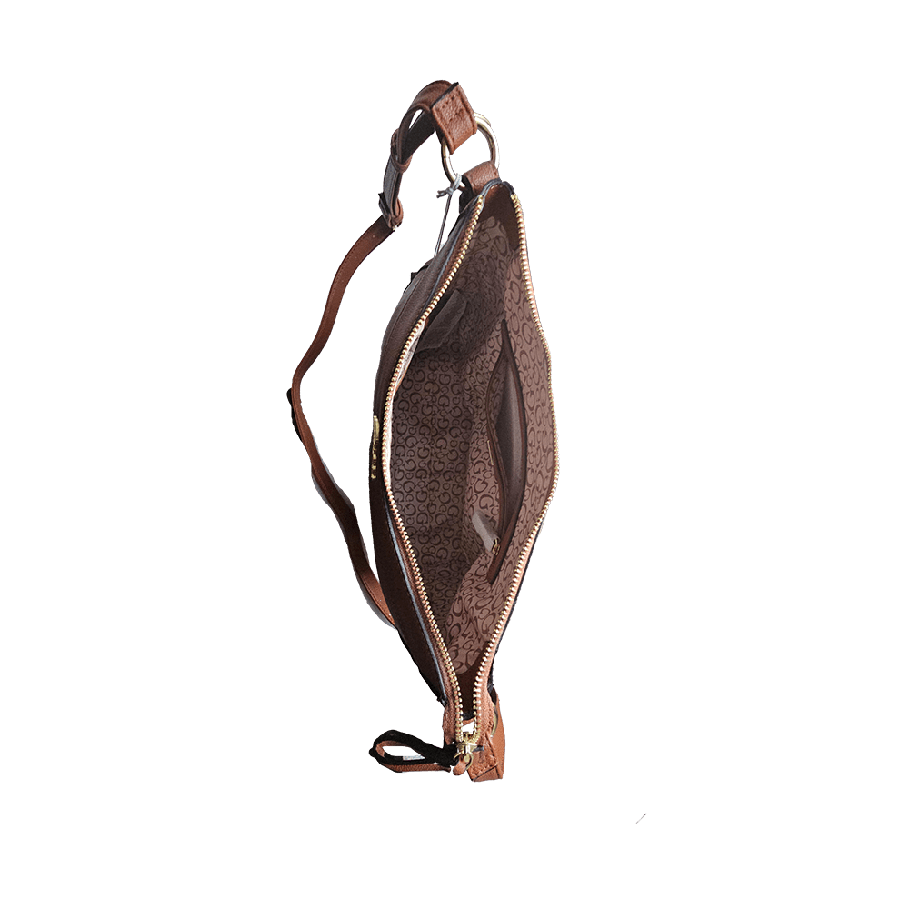 Sac de la marque GUESS vu de l'intérieur pour pouvoir y ranger tout ce que vous souhaitez.