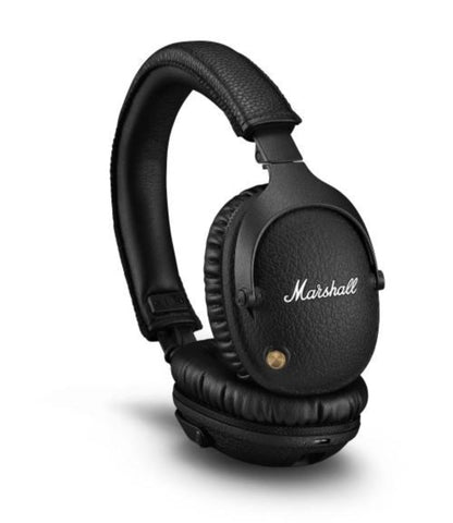 Casque Marshall Monitor II ANC Noir porté en ville - Bluetooth 5.0 autonomie 30h