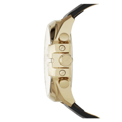 Boitier acier dorée pour cette montre brillante.